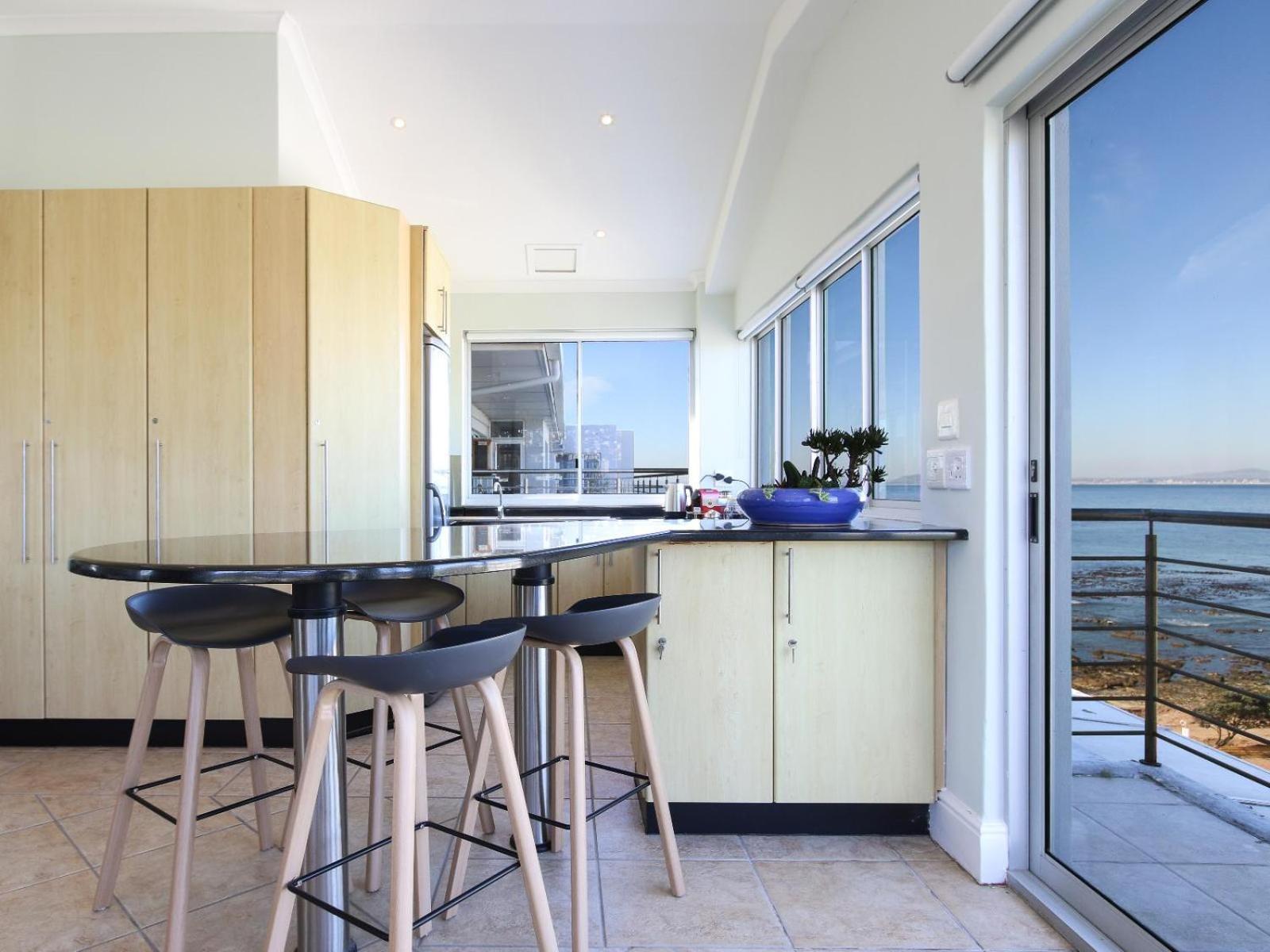 Ocean View Properties - Penthouse Kaapstad Buitenkant foto
