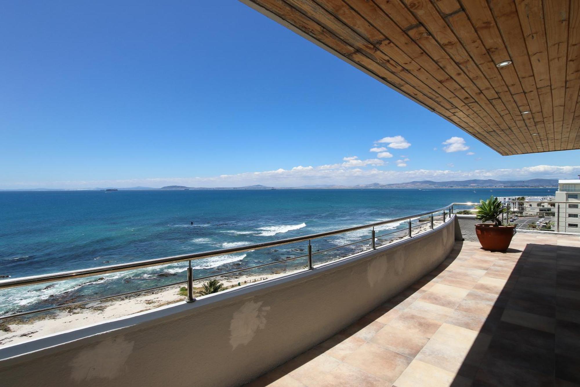 Ocean View Properties - Penthouse Kaapstad Buitenkant foto