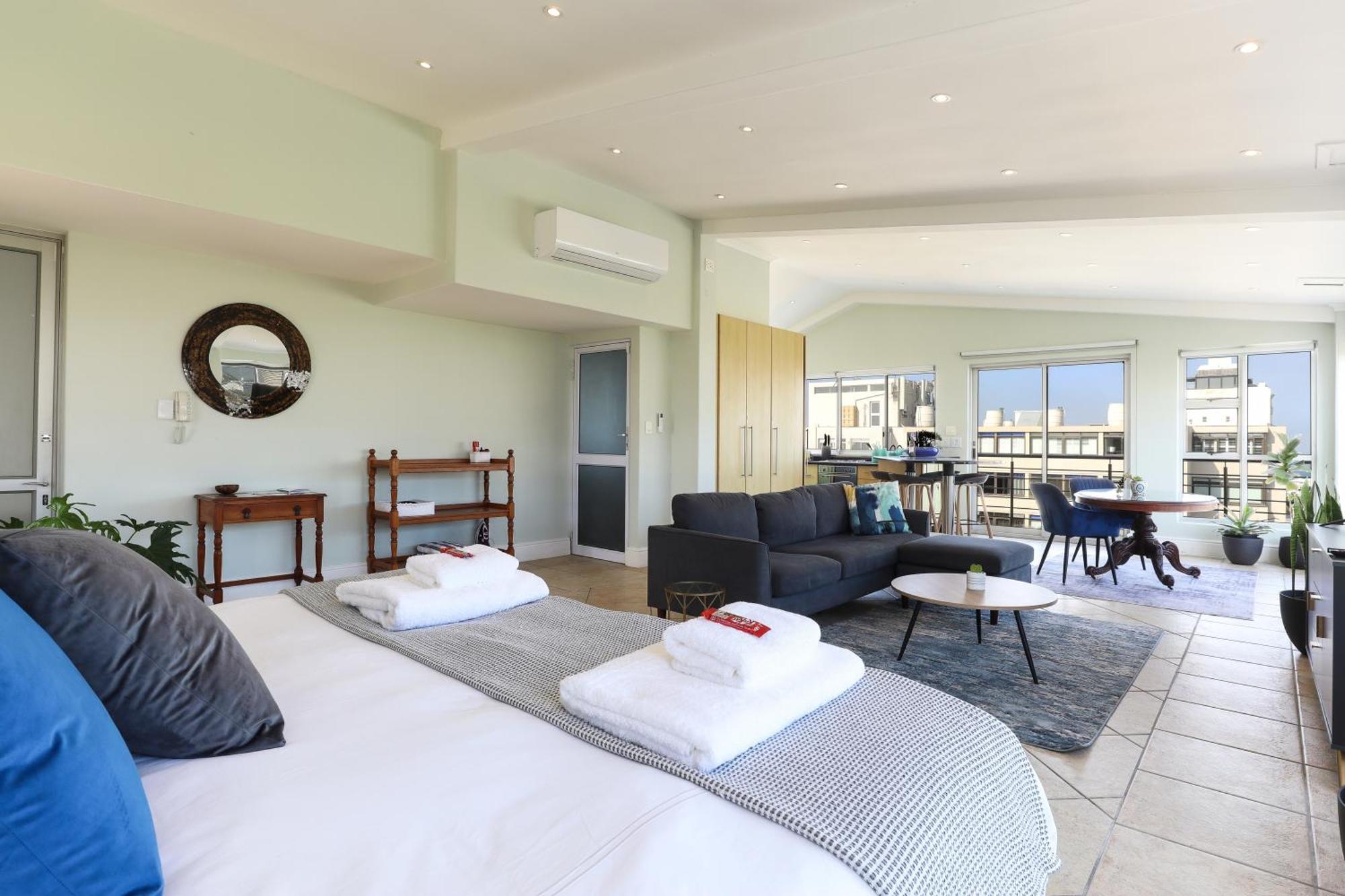 Ocean View Properties - Penthouse Kaapstad Buitenkant foto